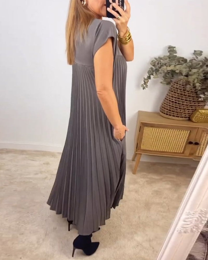 Sofija | Elegantiško kirpimo klostuota maxi suknelė