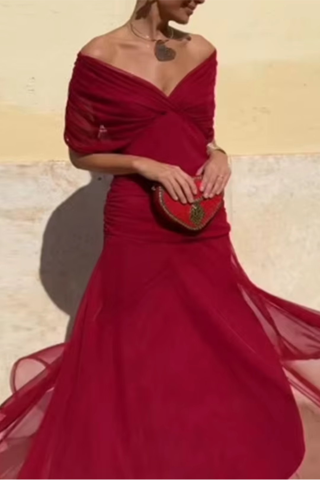 Louise | Elegantiška Maxi vakarėlio suknelė su V kaklo