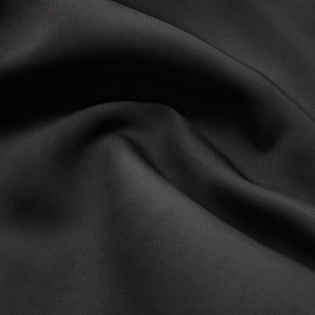Liucija | Elegantiškas minimalistinio dizaino viršus