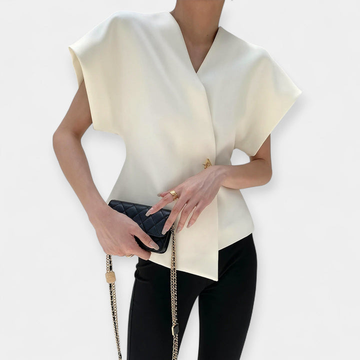 Liucija | Elegantiškas minimalistinio dizaino viršus