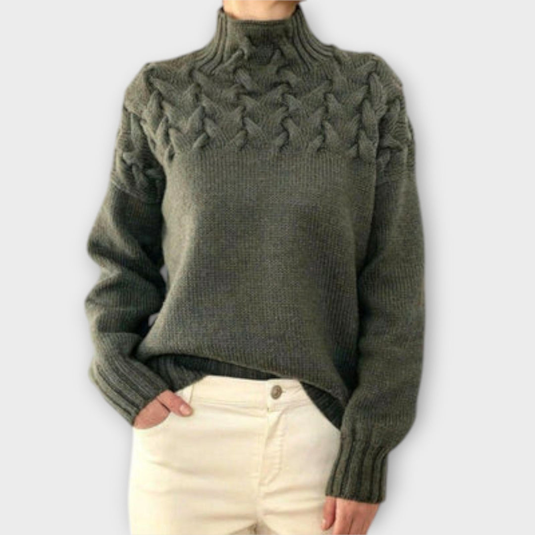 Ieva | Moteriškas megztinis su mezgimo detalėmis