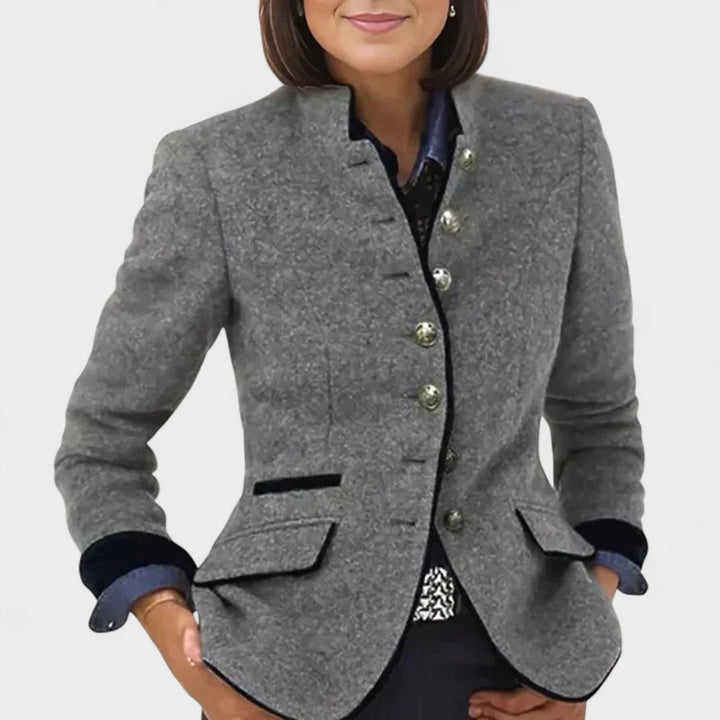 Izabelė | Įmantri ir elegantiška striukė