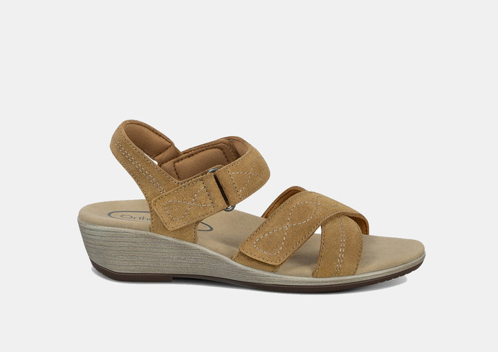 Holly | Šilta elegancija švelnios taupe spalvos